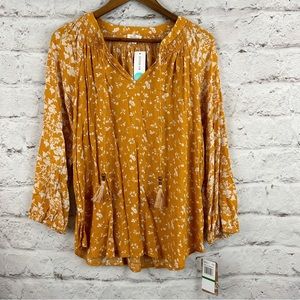 Mason & Belle Stitch Fix Caseey Tassel Detail Top